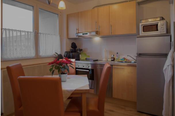H&H Apartments Im Herzen Der Stadt Teilweise Mit Balkon Ruhig Zentral Modern Mit Kueche Greifswald Kültér fotó